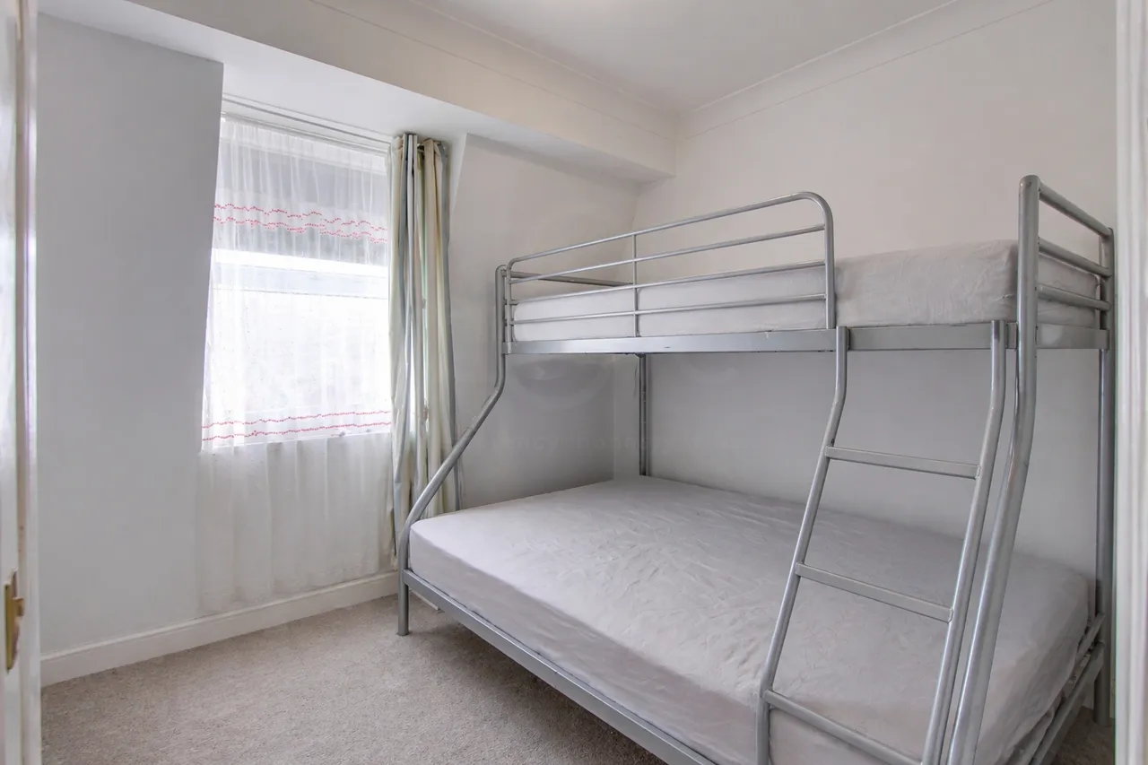 College Road, Bromley, BR1, photo 2