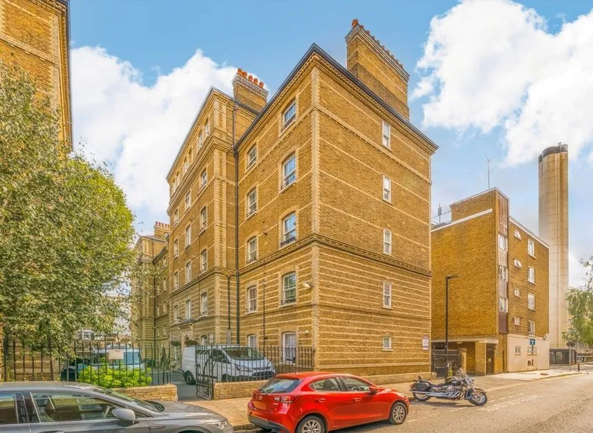2 bed flat to rent — Herbrand Street, Bloomsbury, WC1N