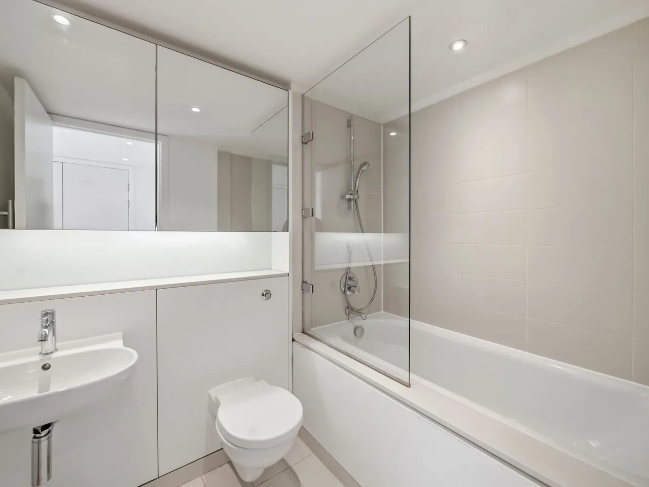 Simpson Loan, Quartermile, EH3, photo 8