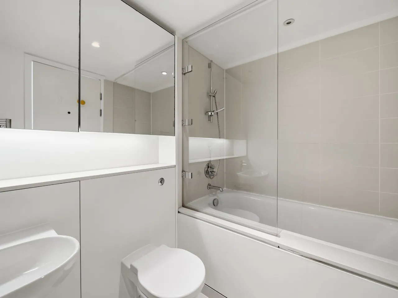 Simpson Loan, Quartermile, EH3, photo 12
