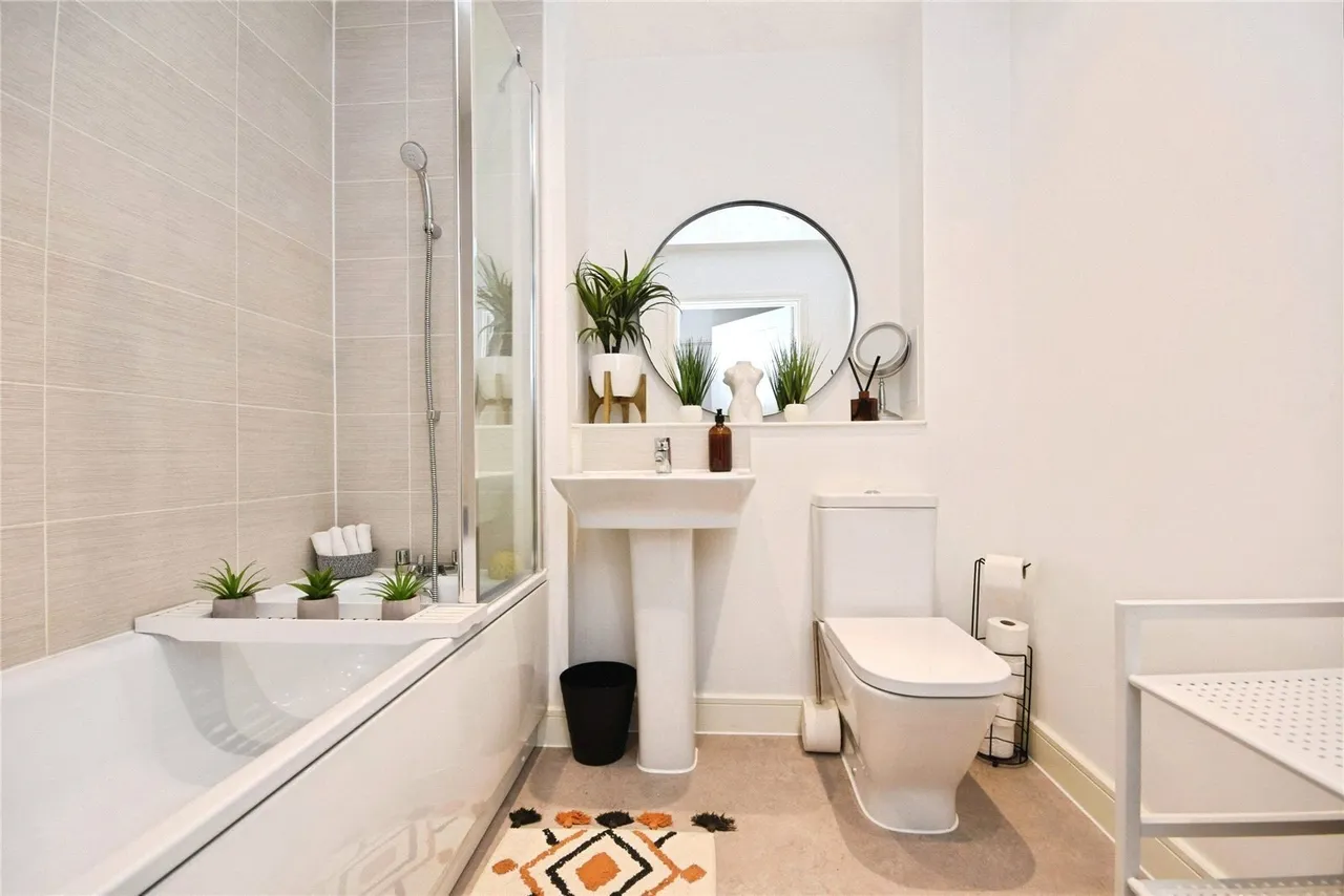 Wharf Road, Chelmsford, Essex, CM2, photo 5