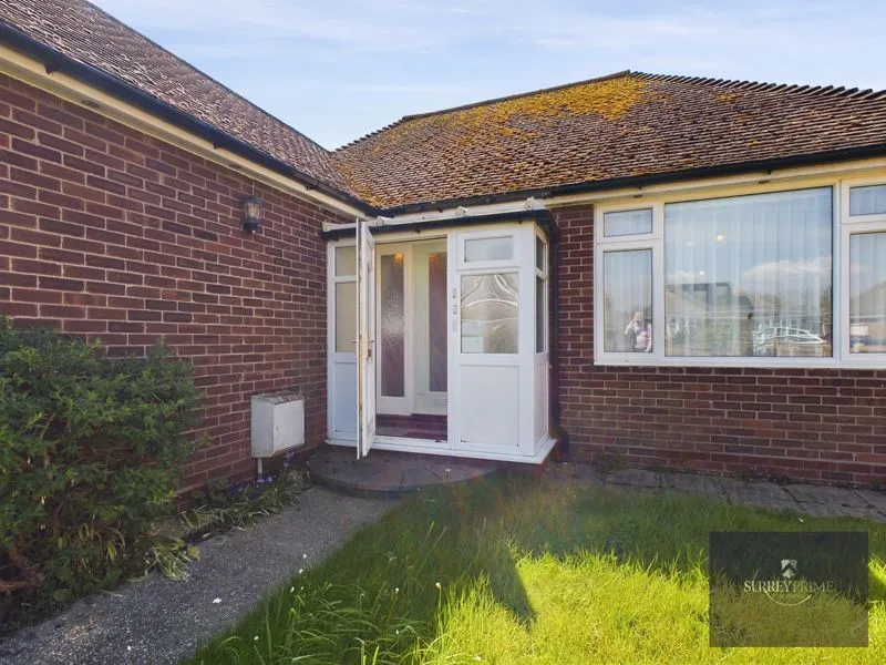 Deanhill Avenue, Clacton-On-Sea CO15 5BA, photo 4