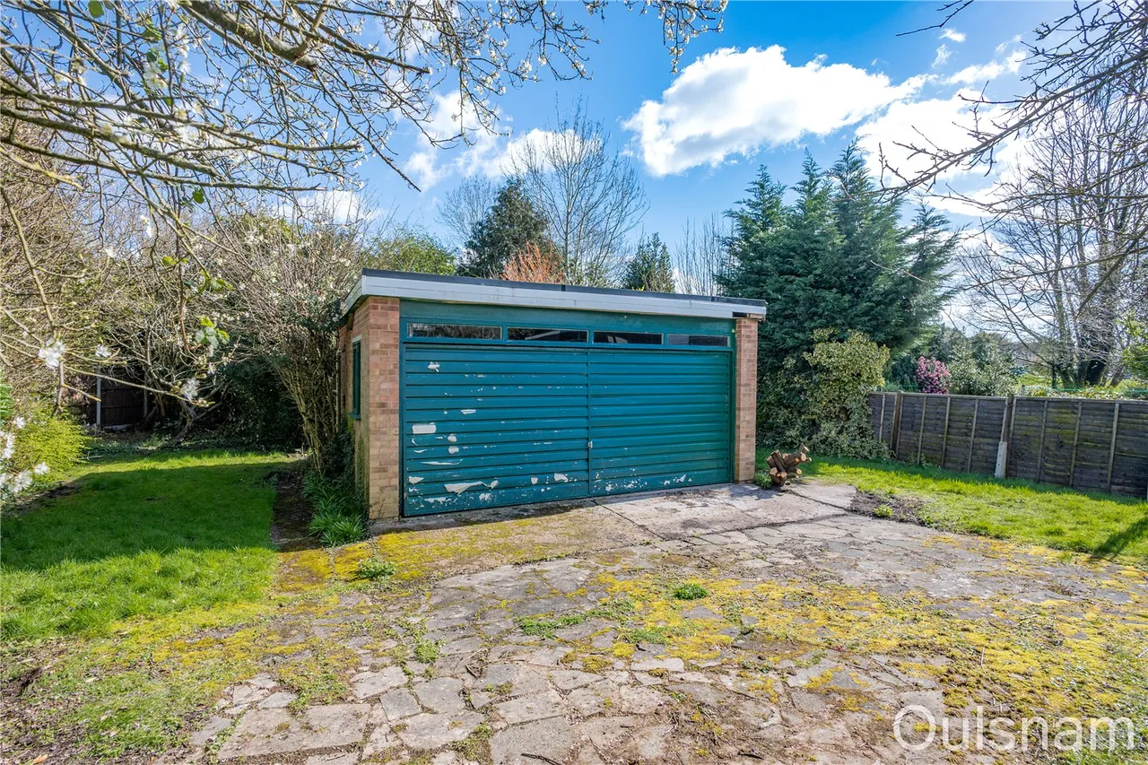 Stourbridge Road, Catshill, Bromsgrove, Worcestershire, B61 9LQ, photo 19