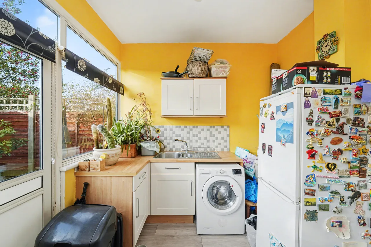 Roedean Avenue, Enfield, EN3, photo 10