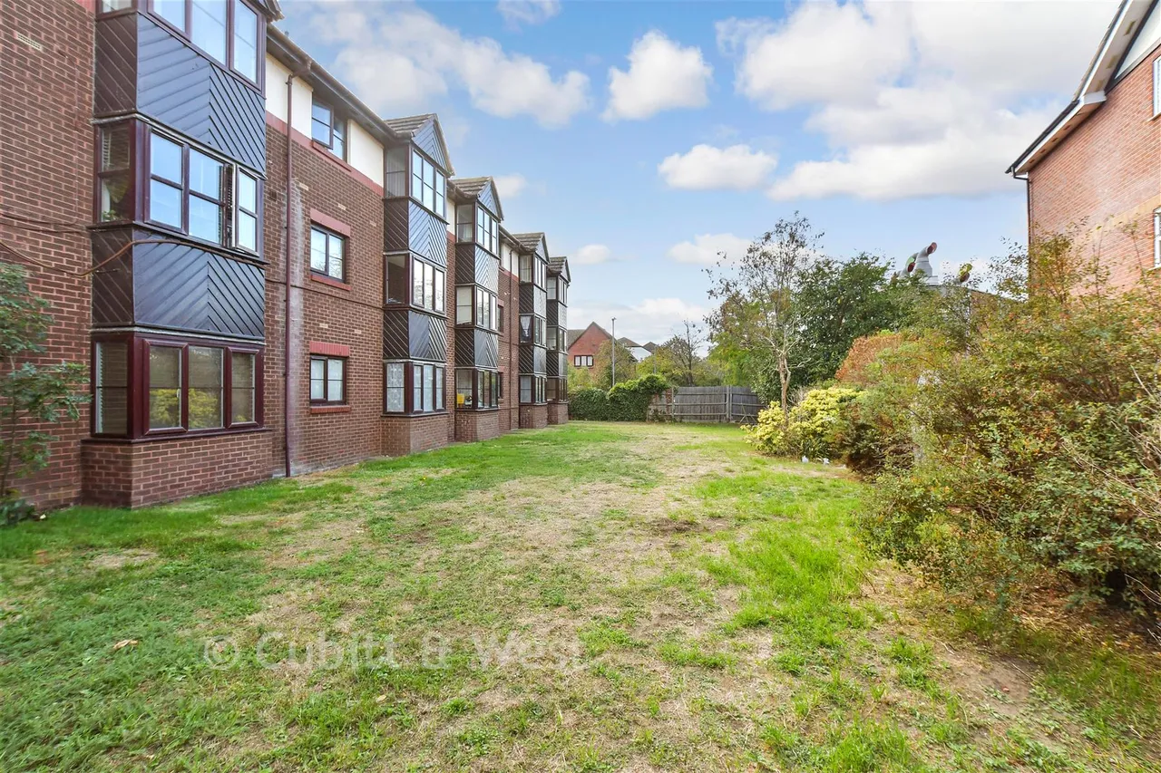 Foxglove Way, Wallington, SM6, photo 8