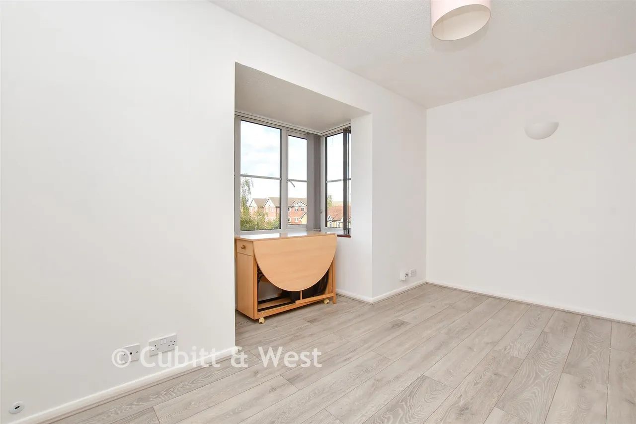 Foxglove Way, Wallington, SM6, photo 4