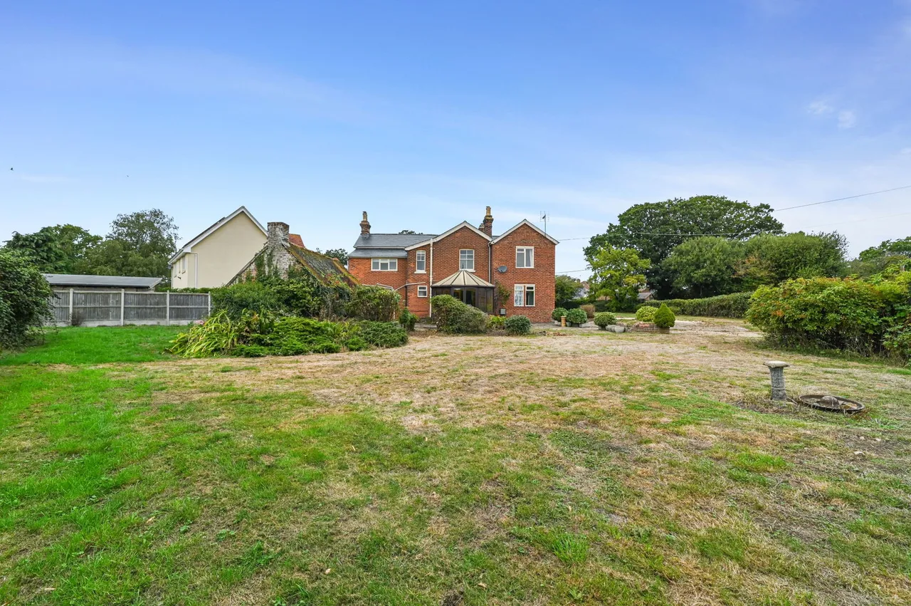 St. Marys Road, Great Bentley, photo 32