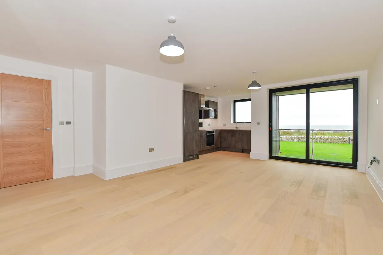 Fitzroy Avenue, Broadstairs, CT10, photo 3