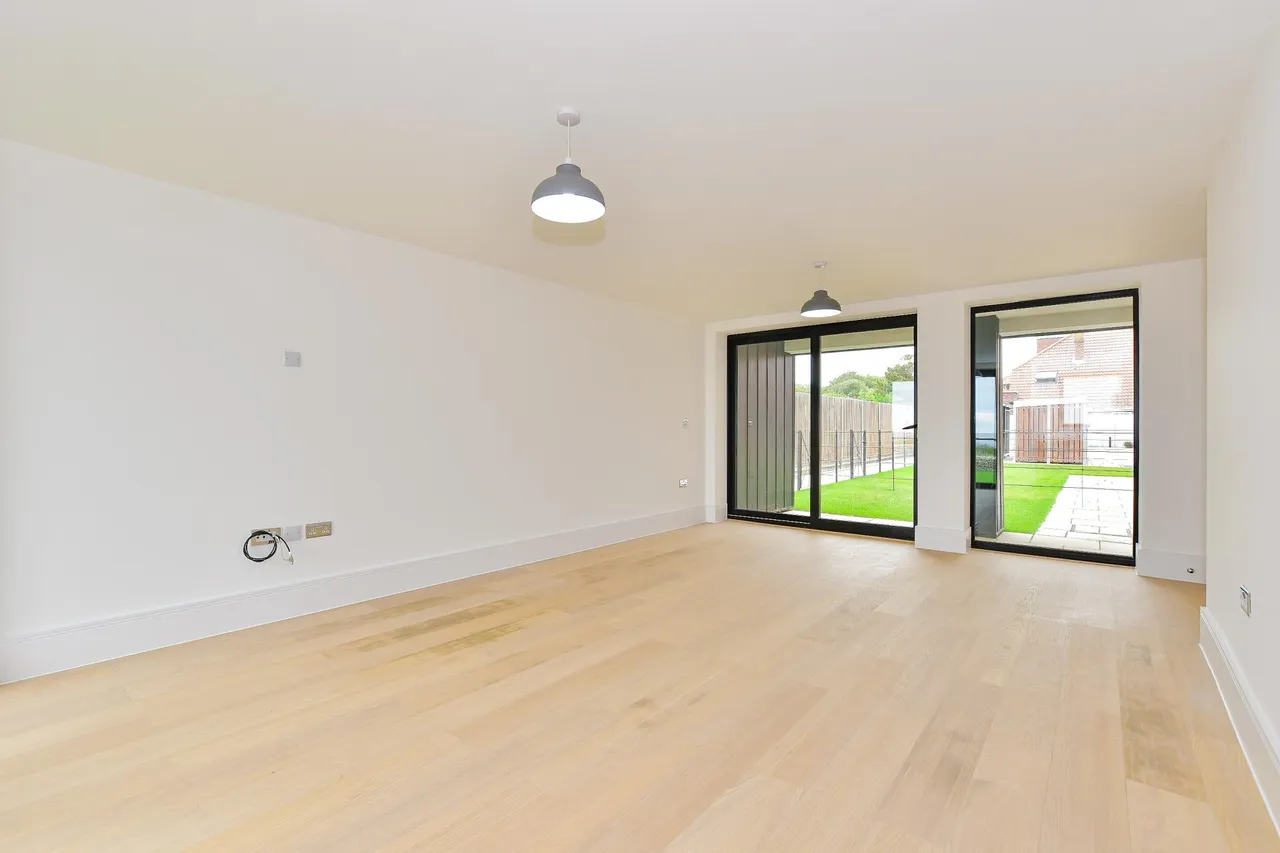 Fitzroy Avenue, Broadstairs, CT10, photo 6