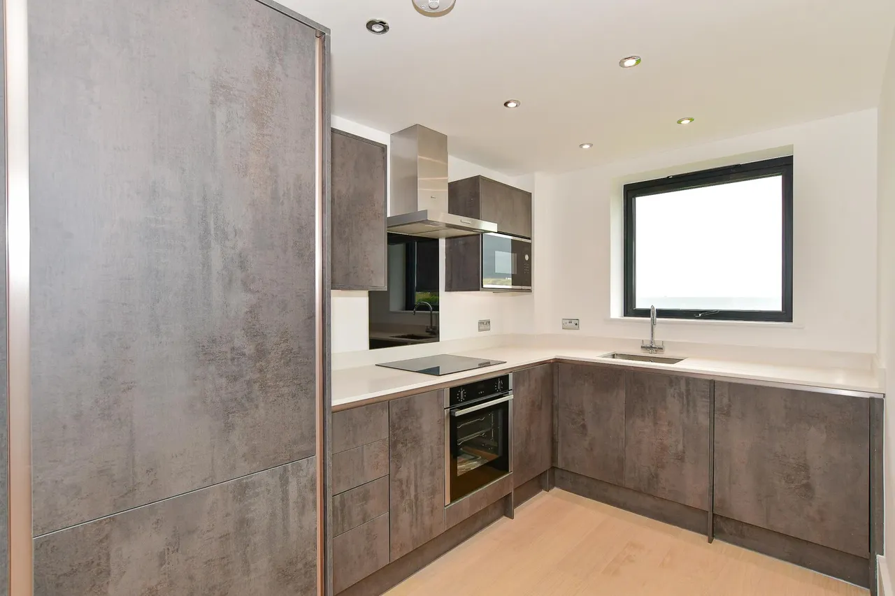 Fitzroy Avenue, Broadstairs, CT10, photo 4