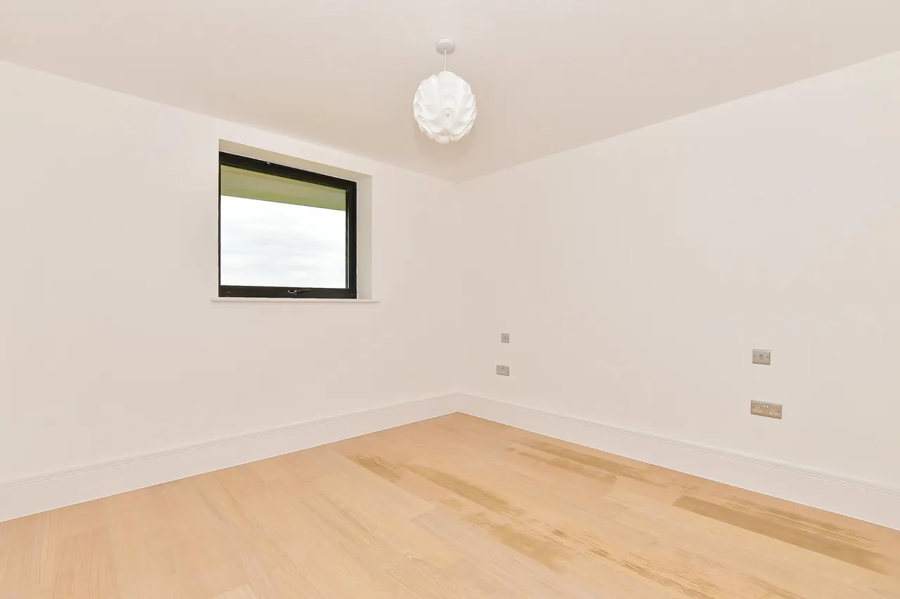 Fitzroy Avenue, Broadstairs, CT10, photo 9