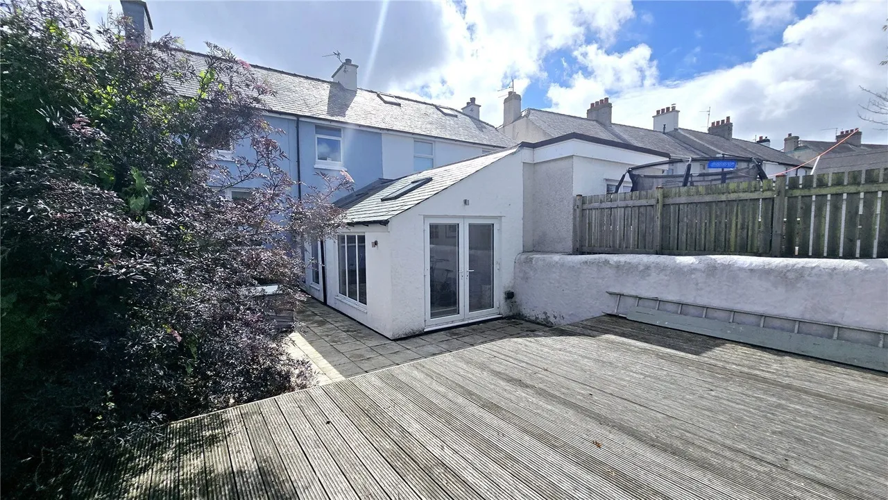 Gwelfor Avenue, Holyhead, LL65, photo 15