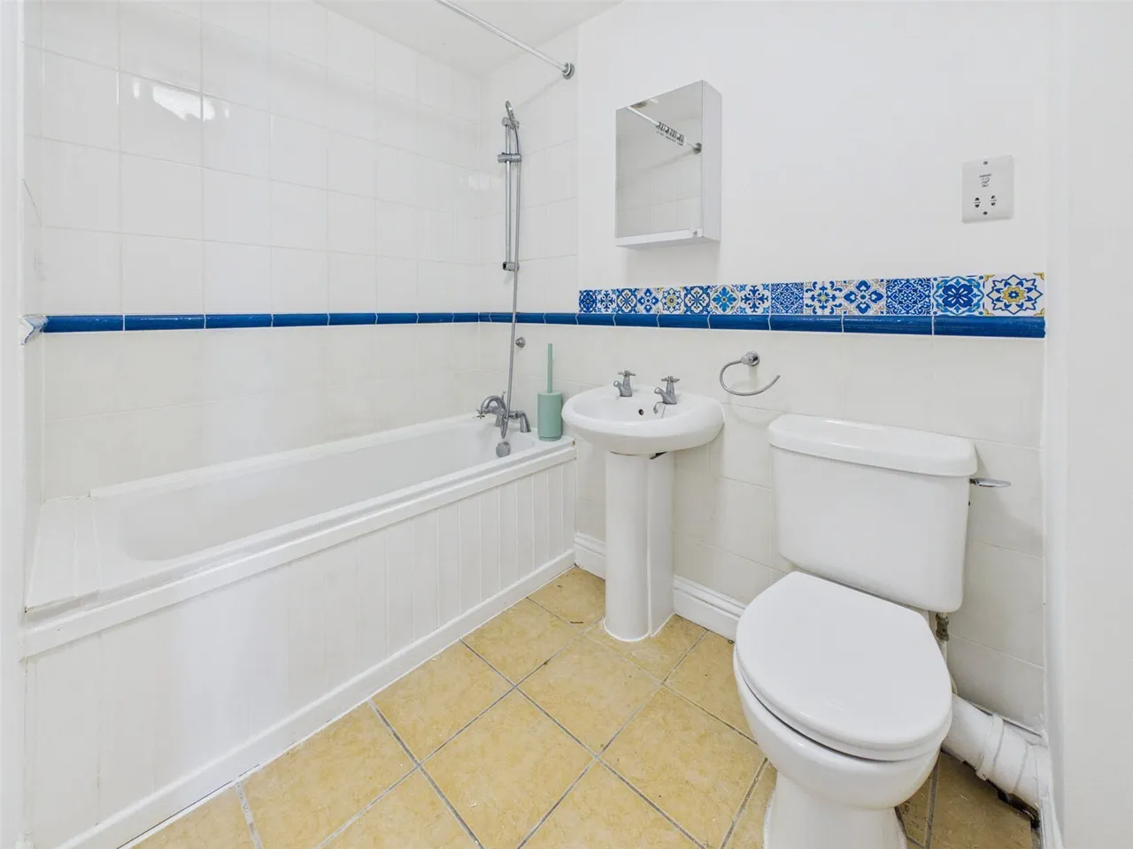 Bellclose Road, West Drayton, UB7, photo 11