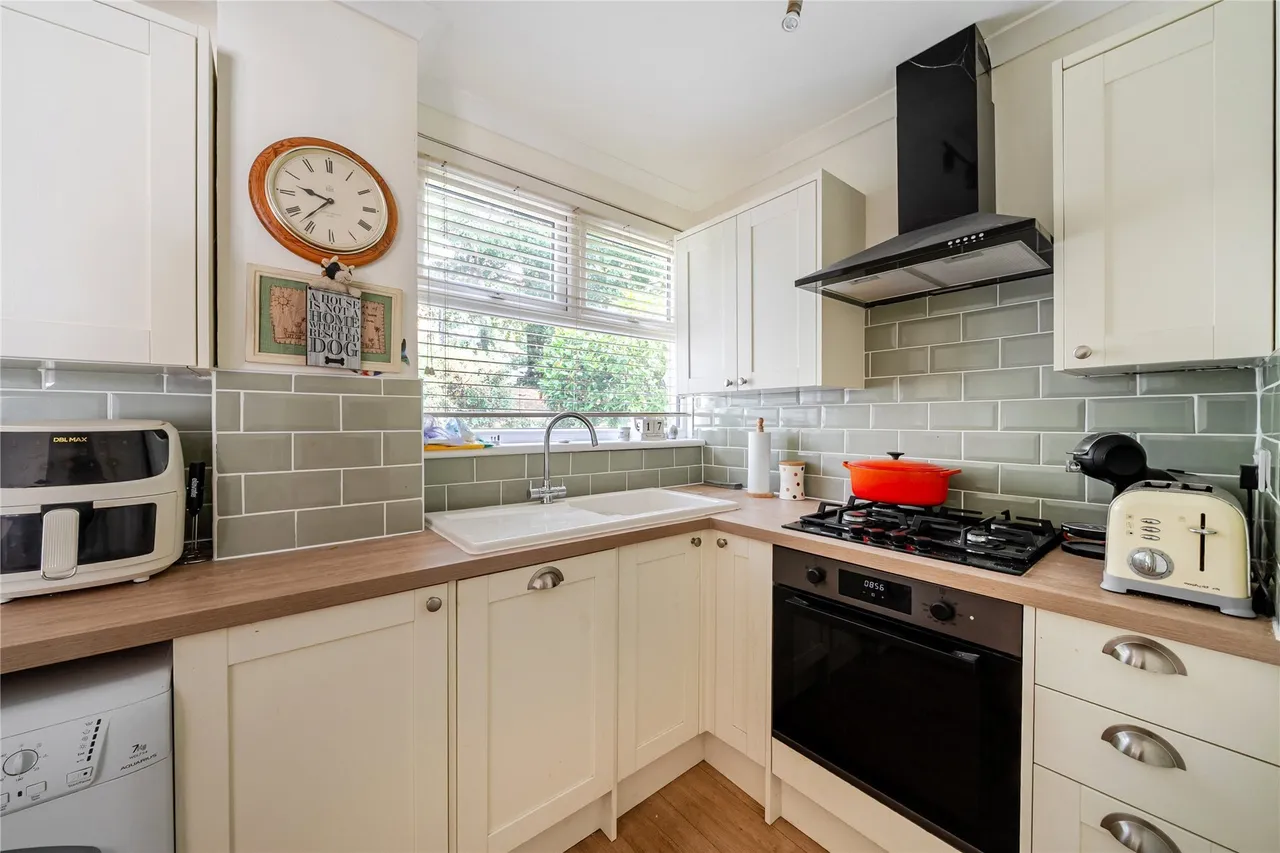 West Oak, The Avenue, Beckenham, BR3, photo 7