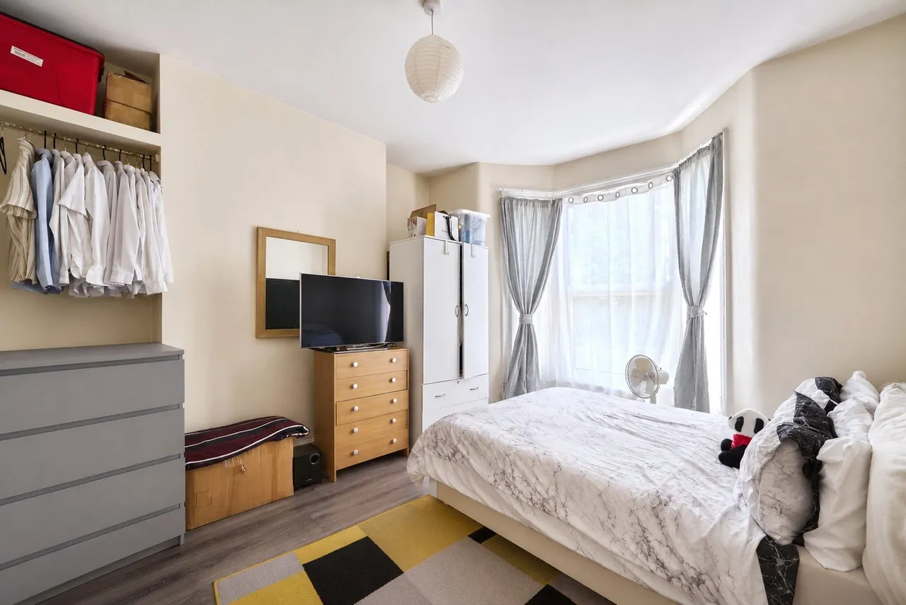 Vaughan Road, London, E15, photo 5