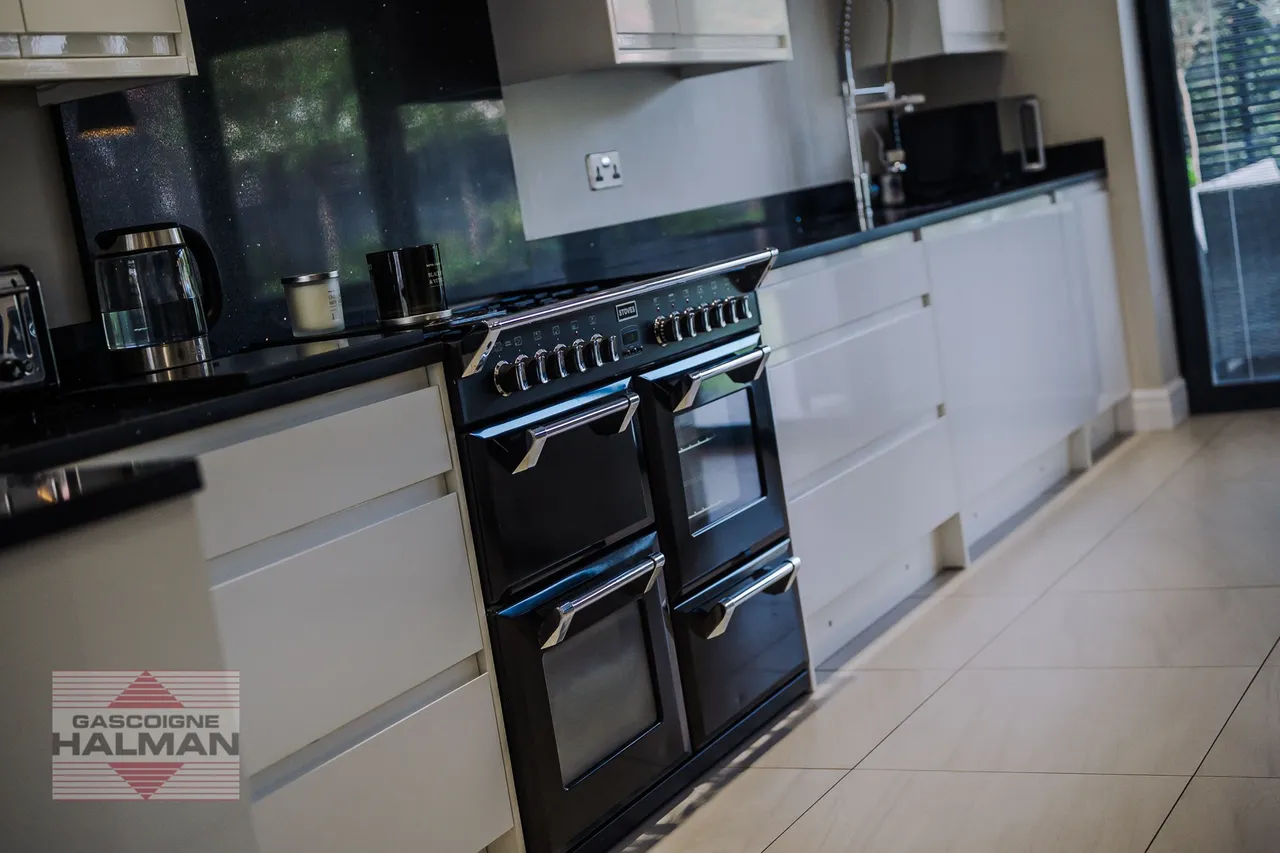 Thornham Road, Sale, photo 21
