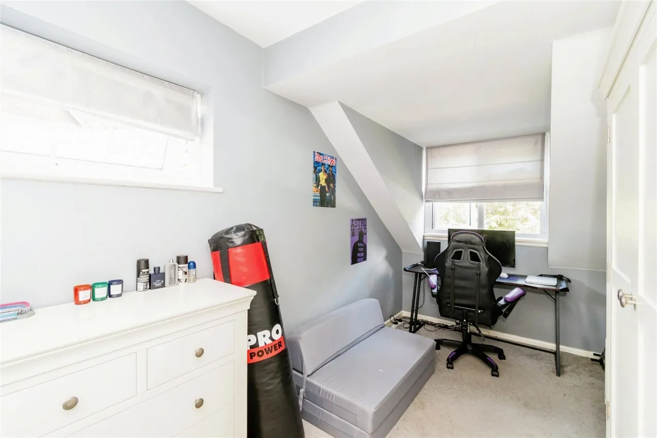 Crooked Hays Close, Southampton, SO40, photo 18