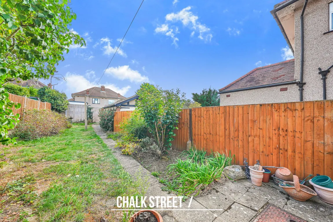 Victoria Avenue, Romford, RM5, photo 15