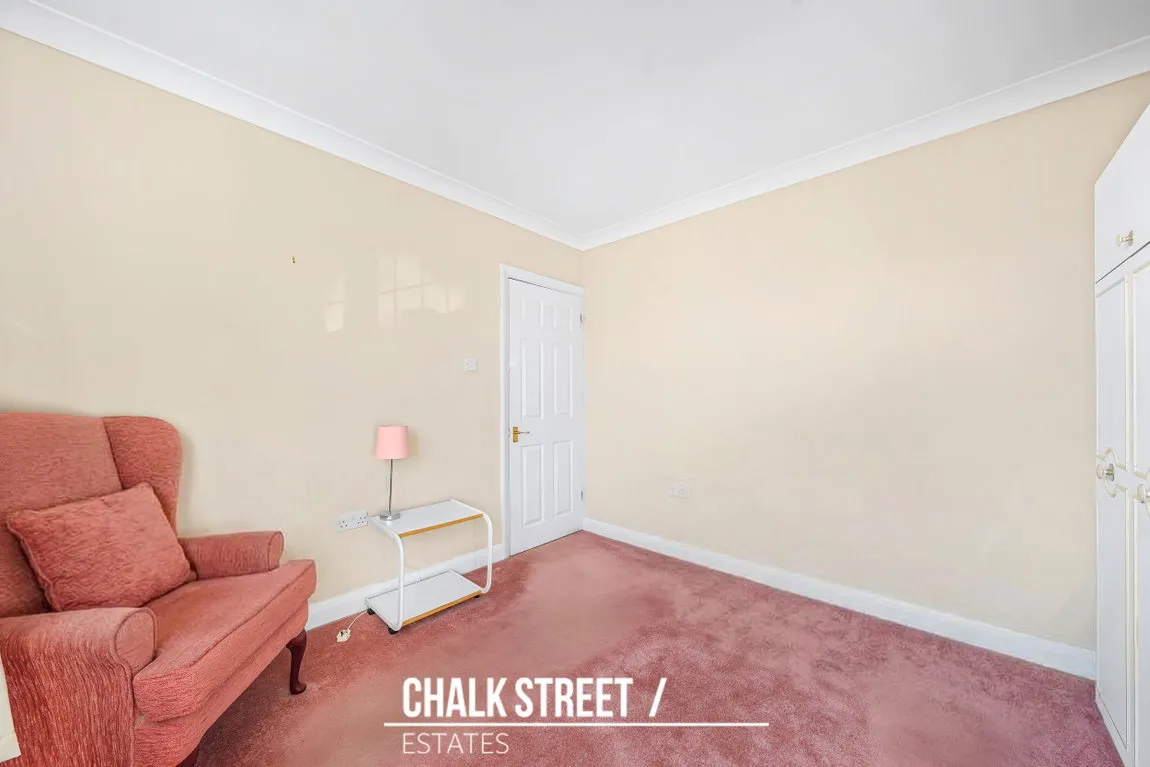 Victoria Avenue, Romford, RM5, photo 12