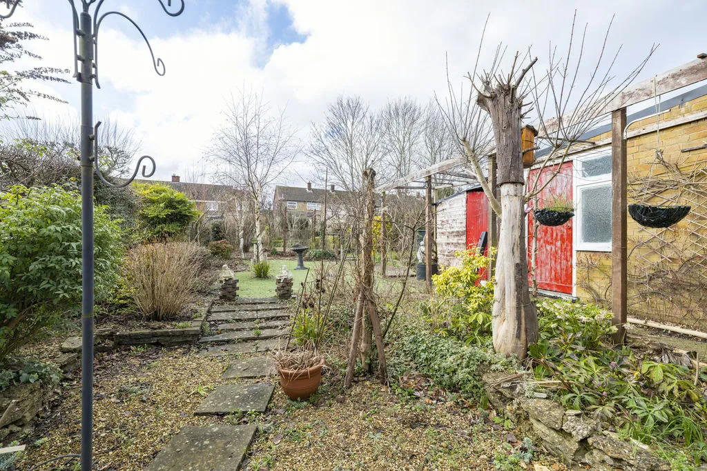 Shenley Road, Bletchley, Milton Keynes, Buckinghamshire, MK3 6HE, photo 5