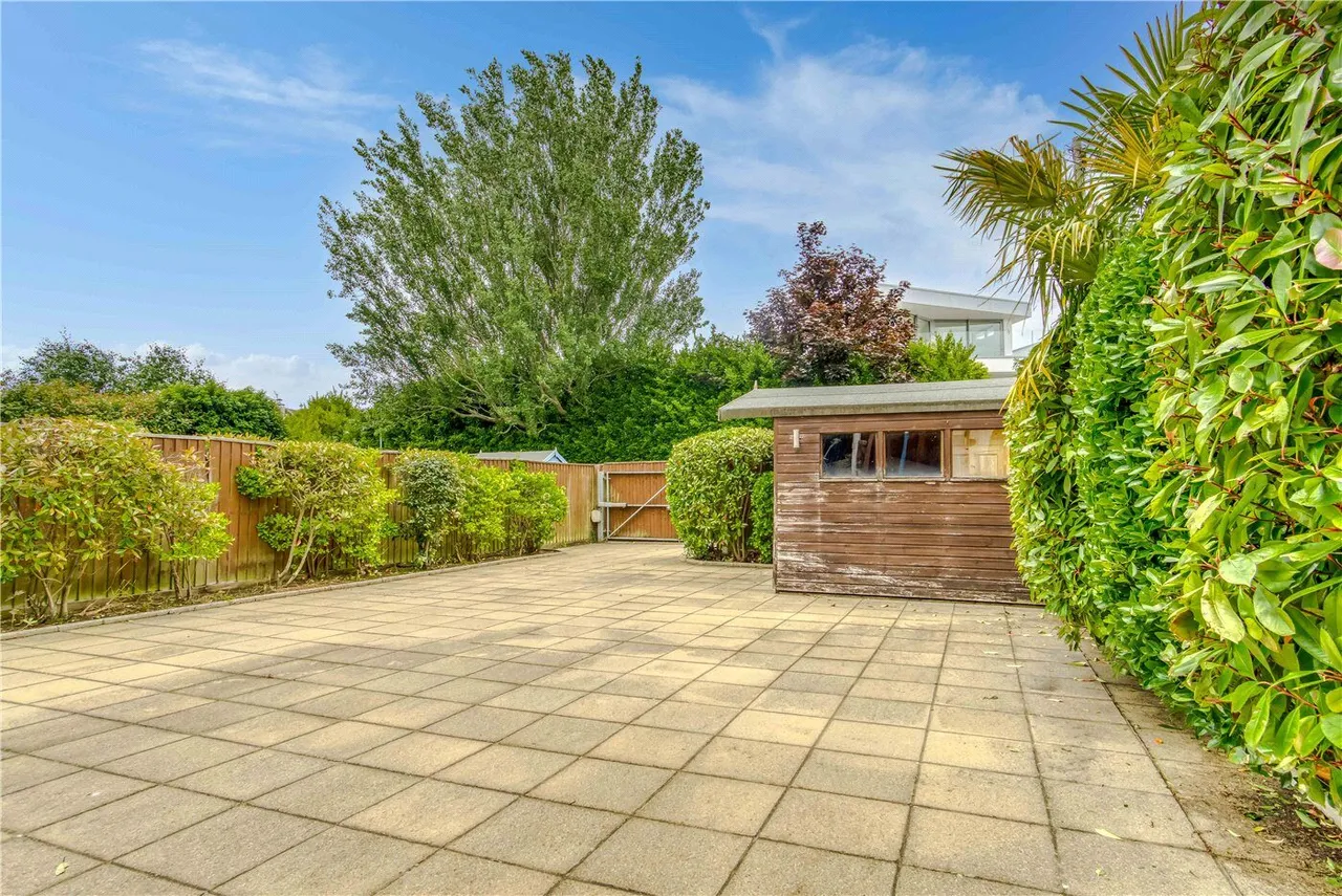 Dorset Lake Avenue, Lilliput, BH14, photo 11