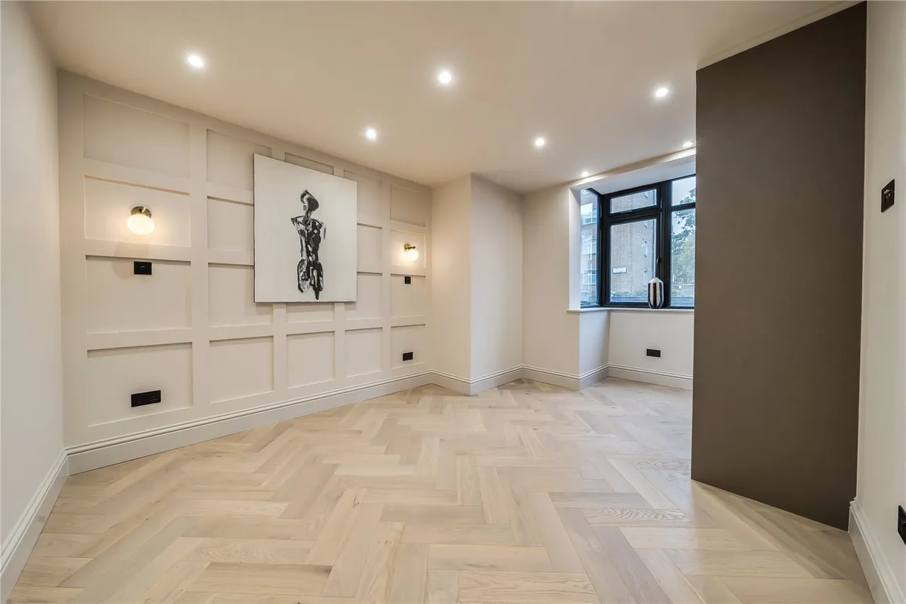Ashfield Road, London, W3, photo 7
