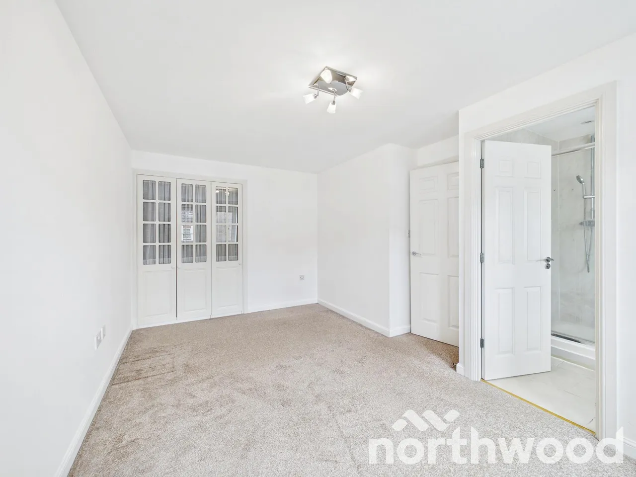 Sweetbay Crescent, Godinton Park, TN23, photo 10