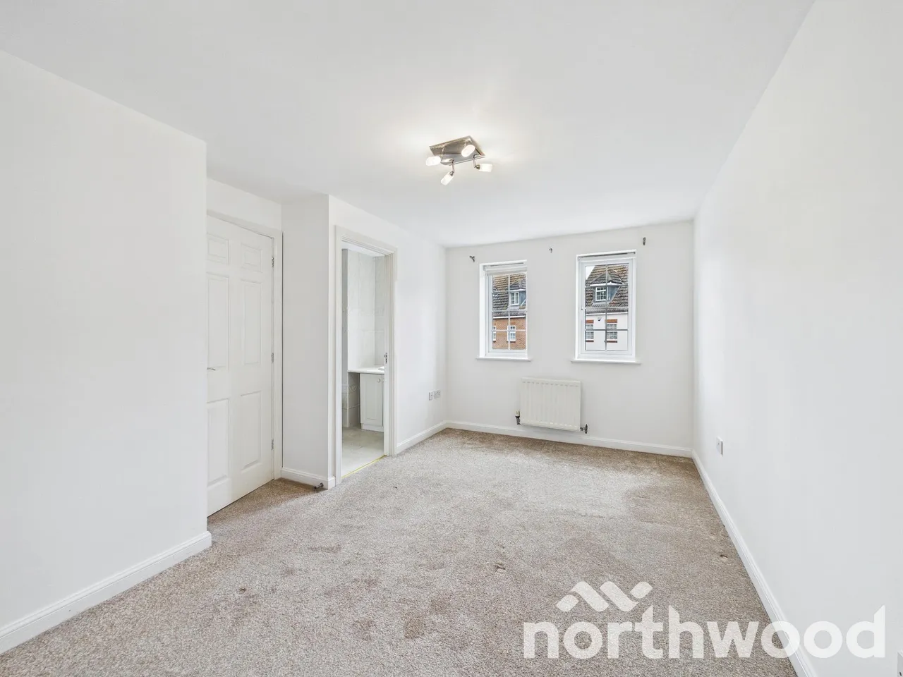 Sweetbay Crescent, Godinton Park, TN23, photo 11