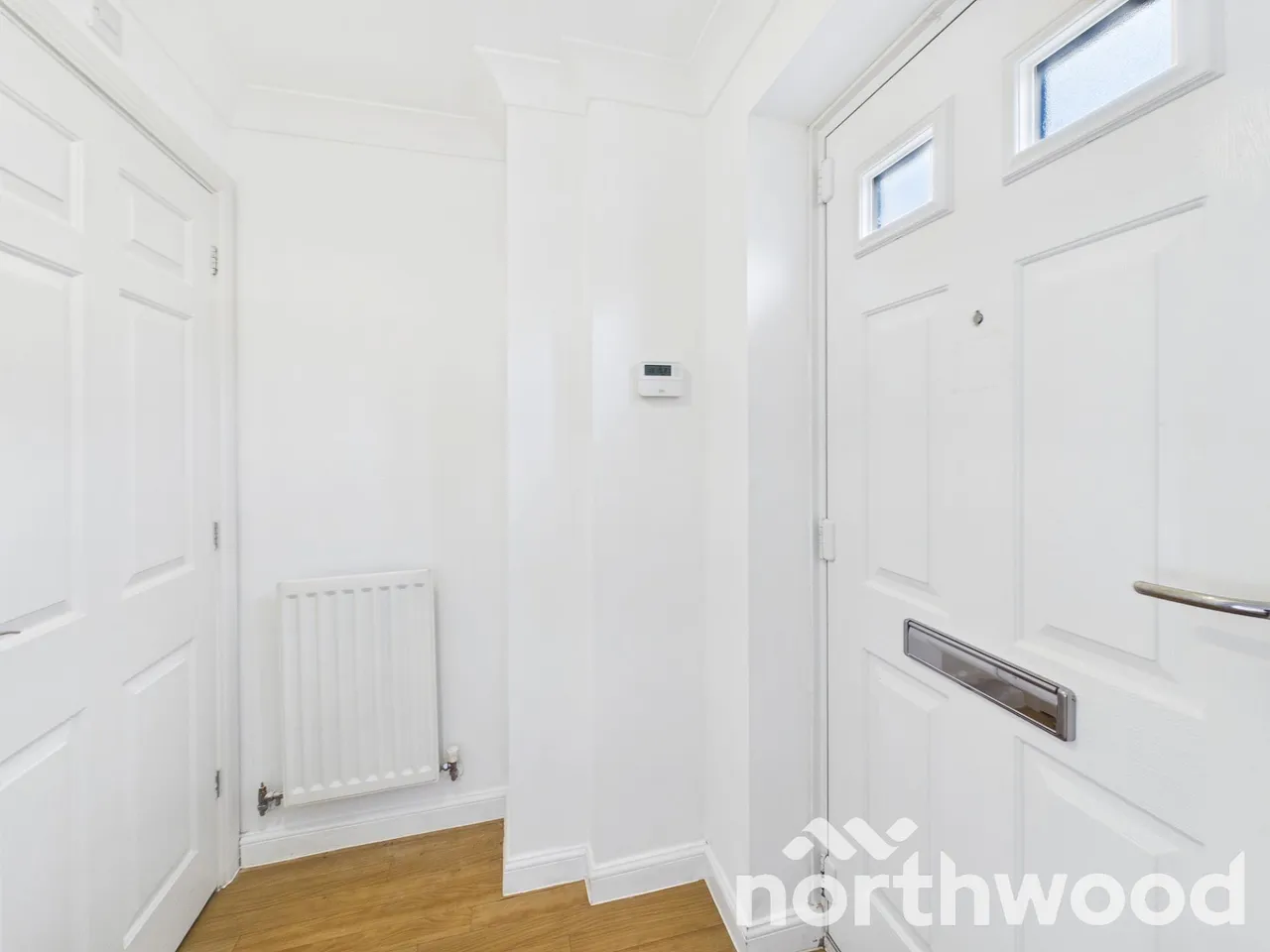 Sweetbay Crescent, Godinton Park, TN23, photo 9