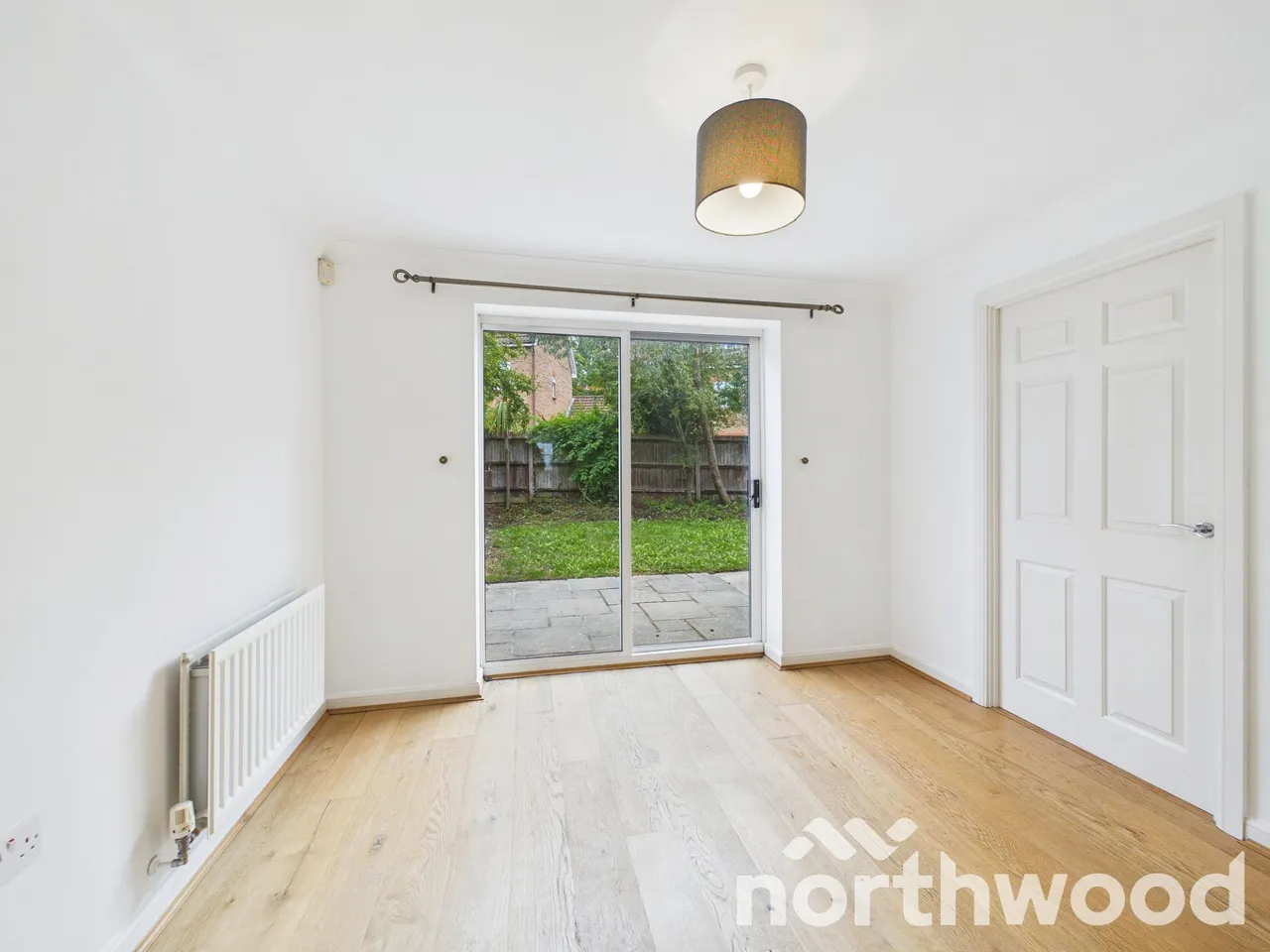 Sweetbay Crescent, Godinton Park, TN23, photo 7