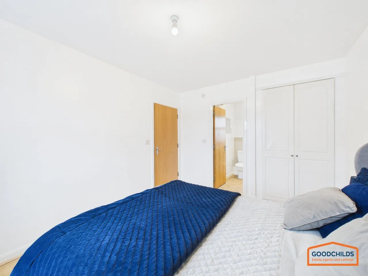 Lapwing Close, Brownhills, WS8, photo 7
