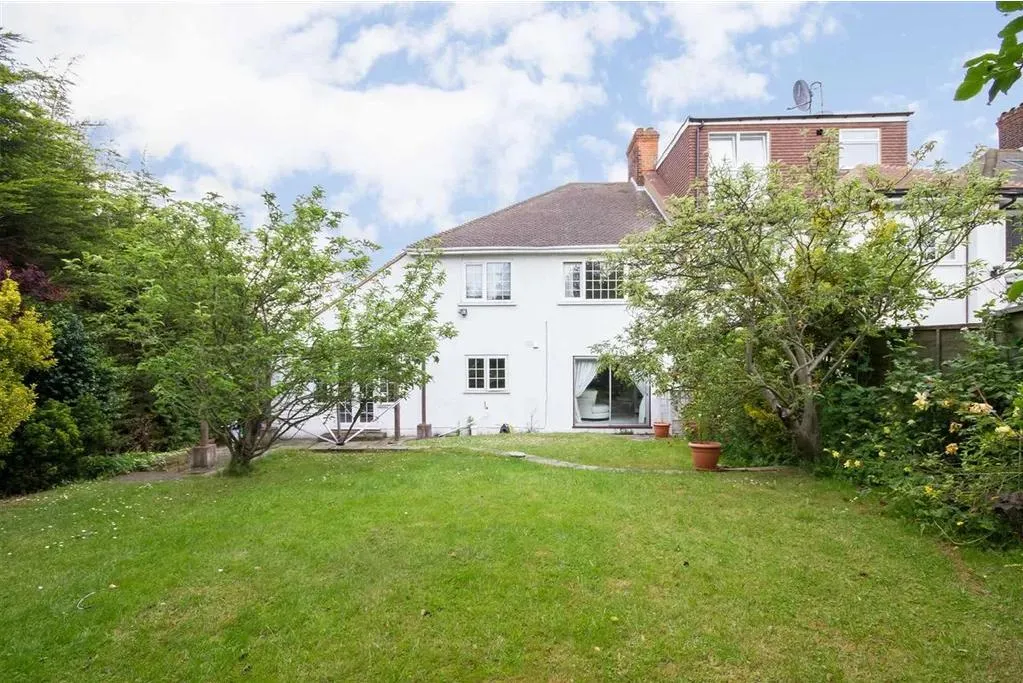 Christian Fields, London, SW16, photo 11