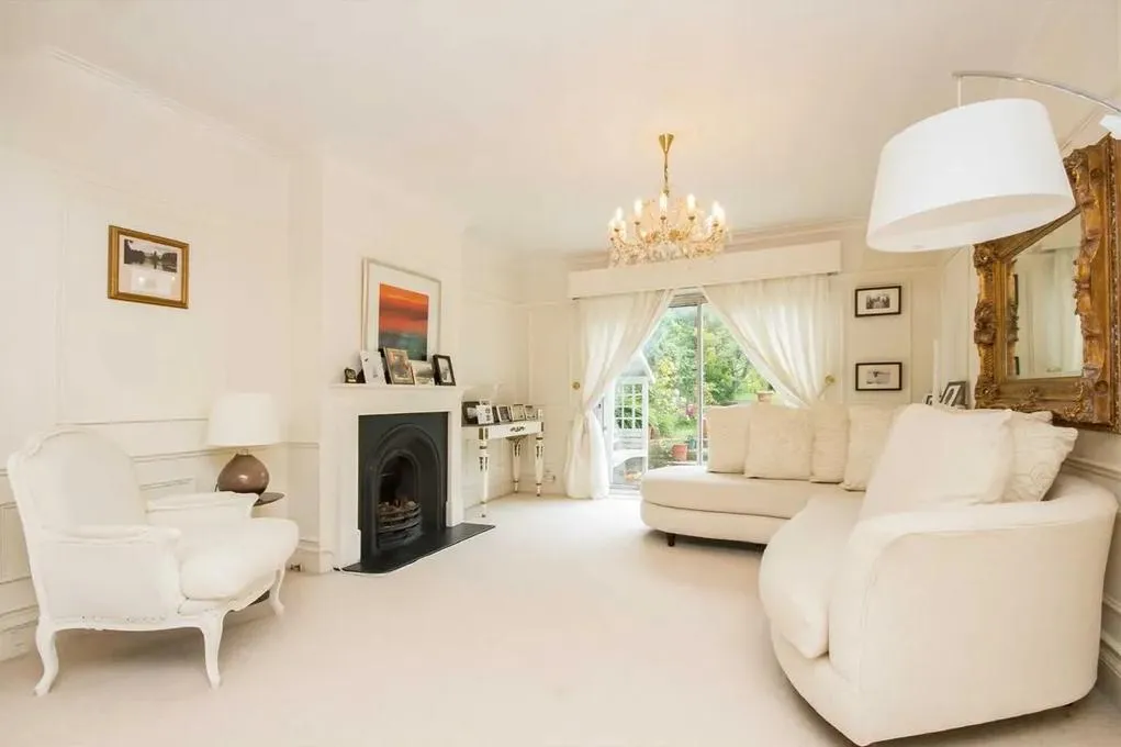 Christian Fields, London, SW16, photo 6