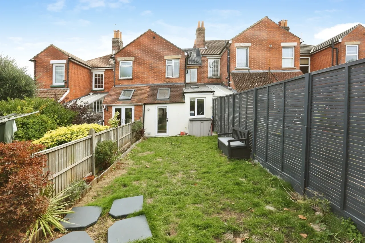 Osborn Road, Fareham, PO16, photo 8