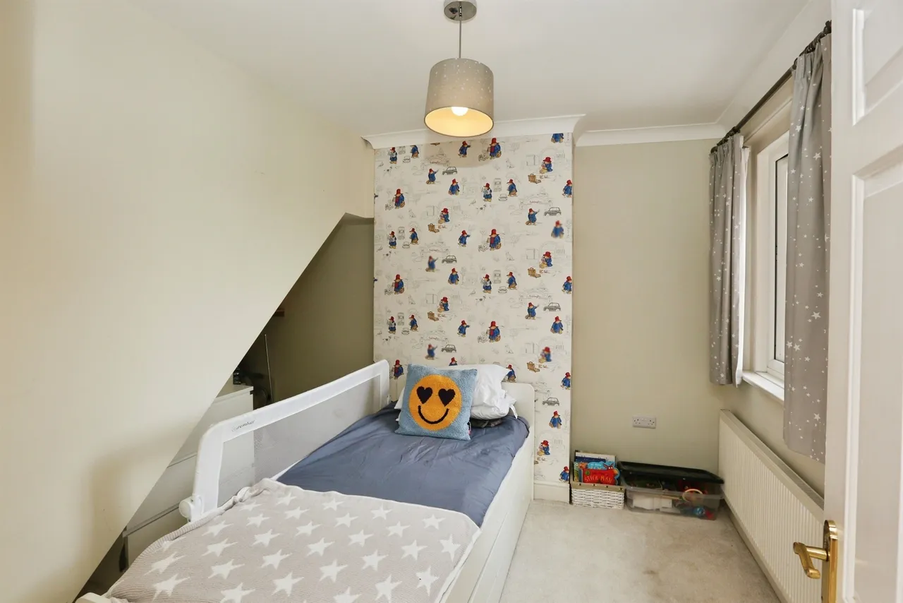 Osborn Road, Fareham, PO16, photo 11