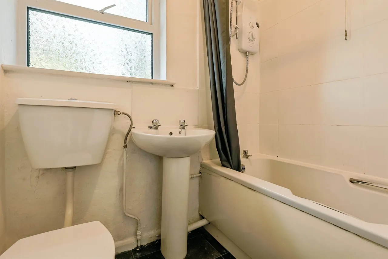 Castle Avenue, Northampton, NN5, photo 13