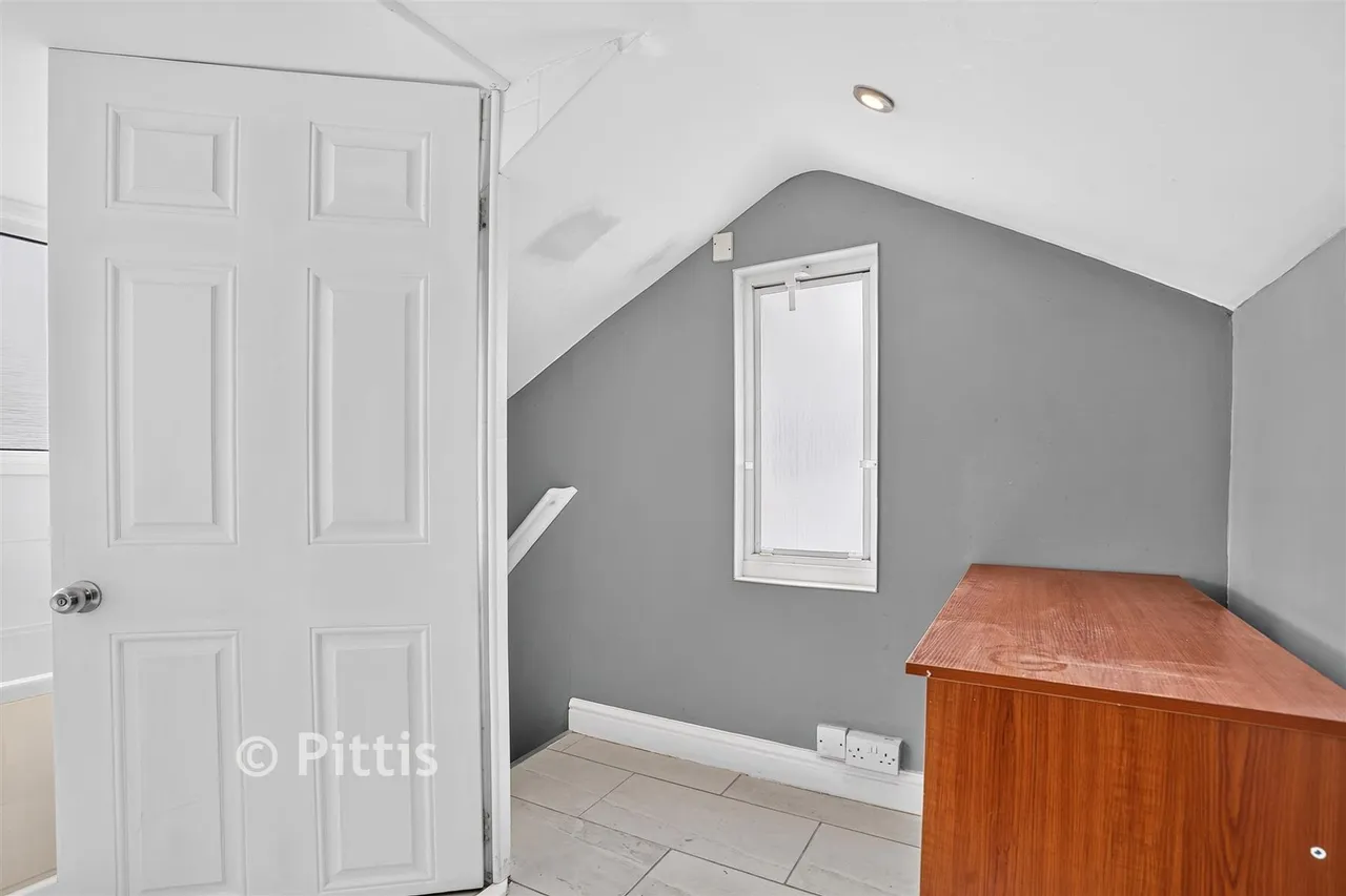 High Street, Brading, PO36, photo 8