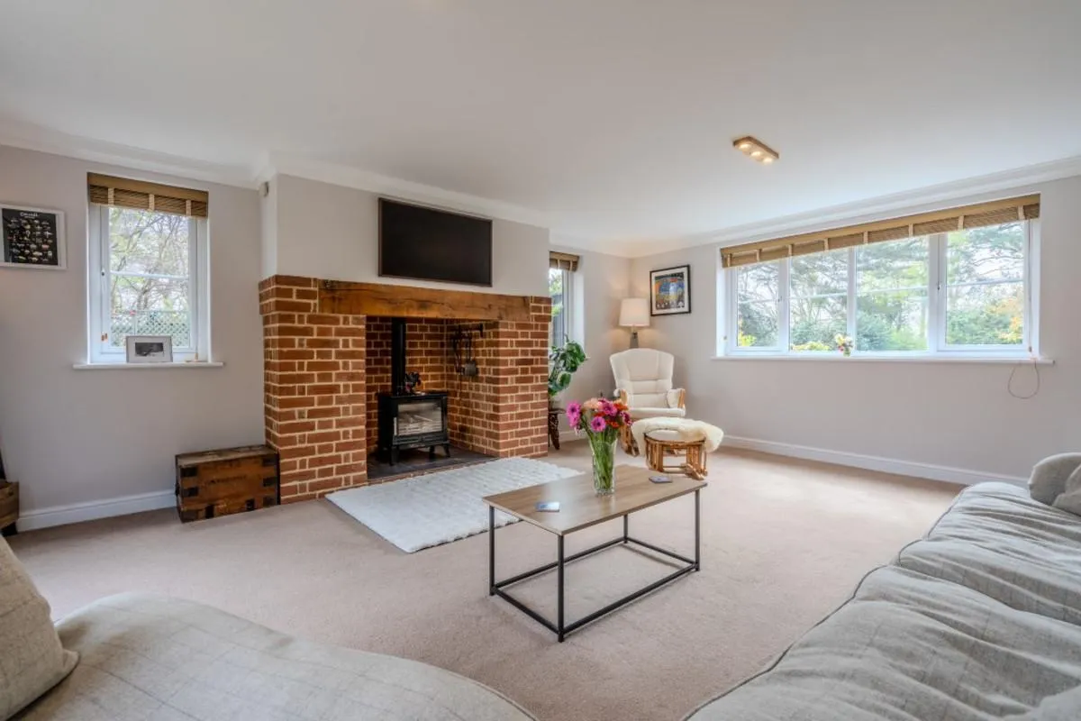 Badger Wood Lane, Aldringham, photo 9