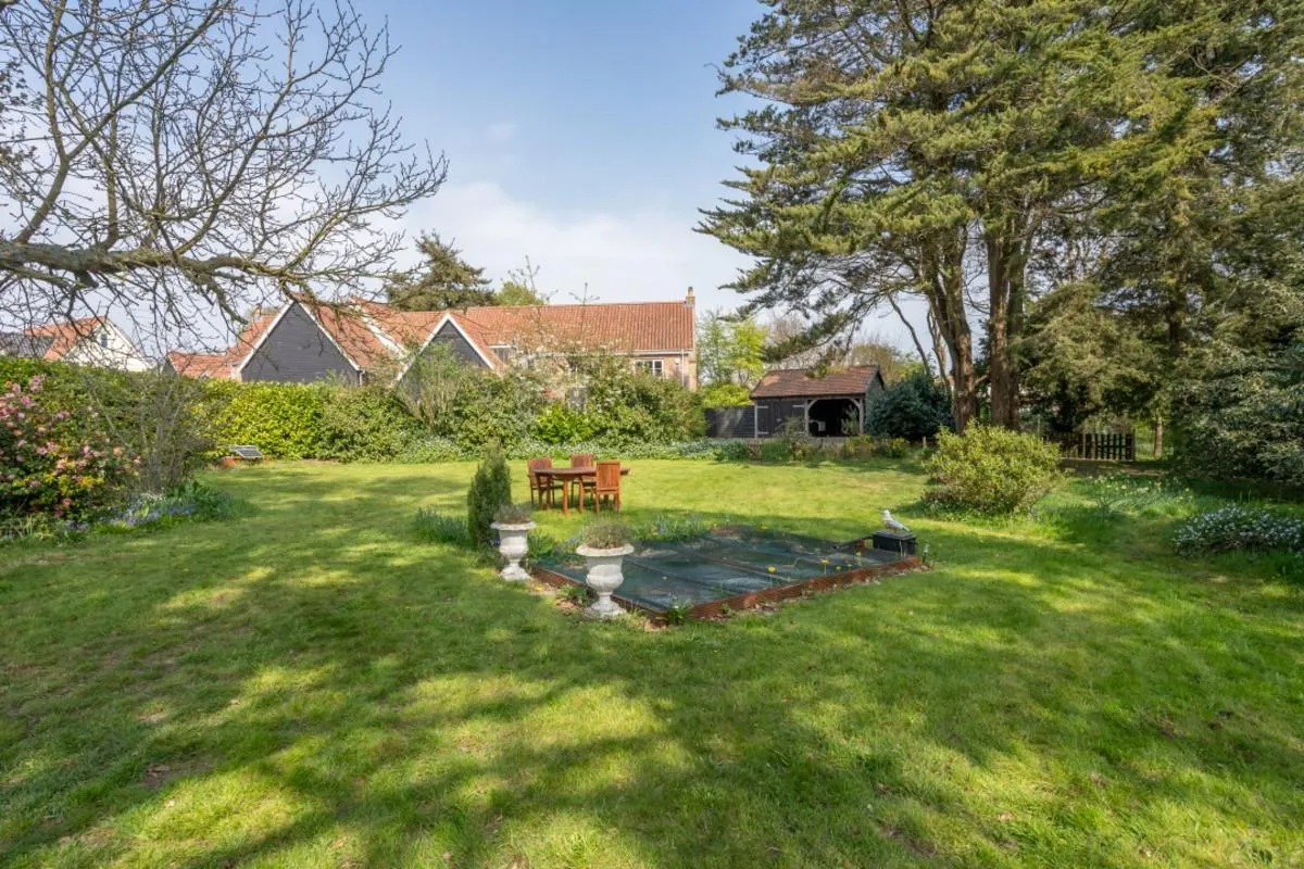 Badger Wood Lane, Aldringham, photo 16