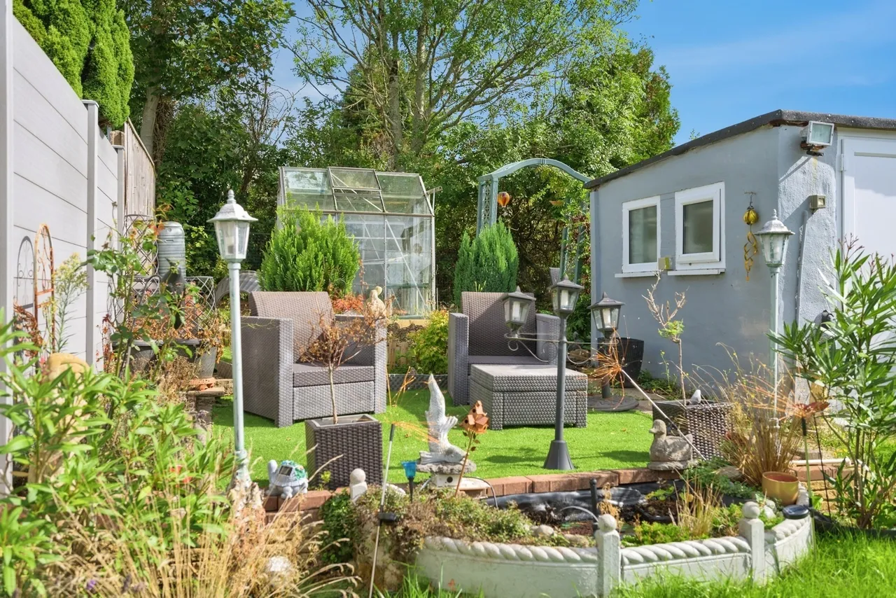 Vicarage Gardens, St Budeaux, PL5, photo 22