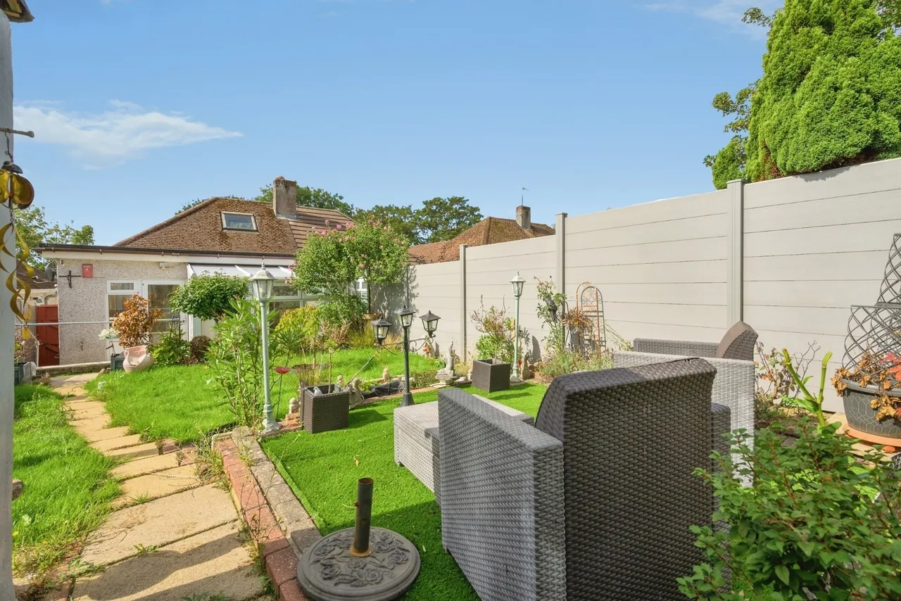 Vicarage Gardens, St Budeaux, PL5, photo 24