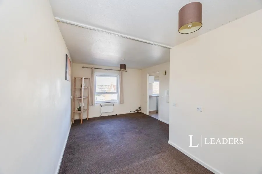 Twyford Avenue, Portsmouth, PO2, photo 4