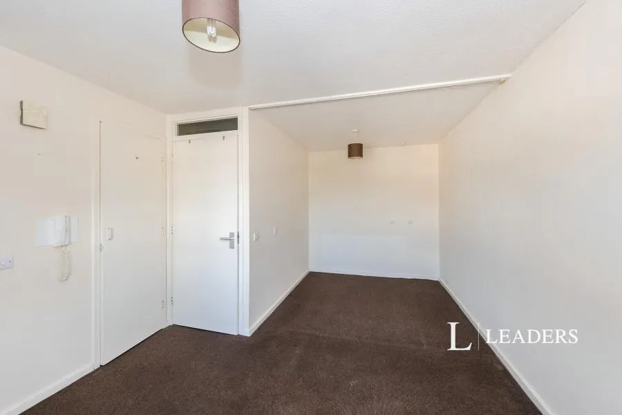 Twyford Avenue, Portsmouth, PO2, photo 3
