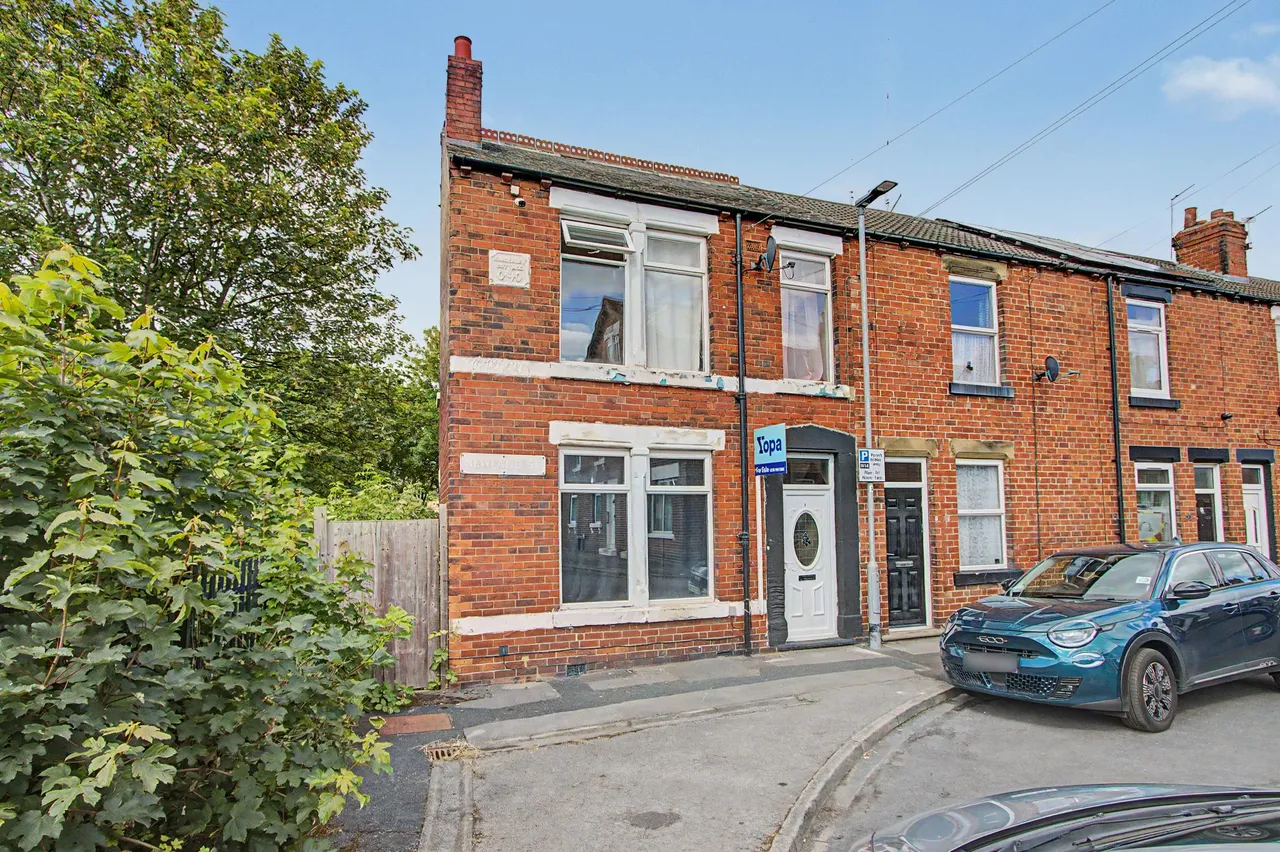 3 bed house for sale, Newland Street, Wakefield, WF1