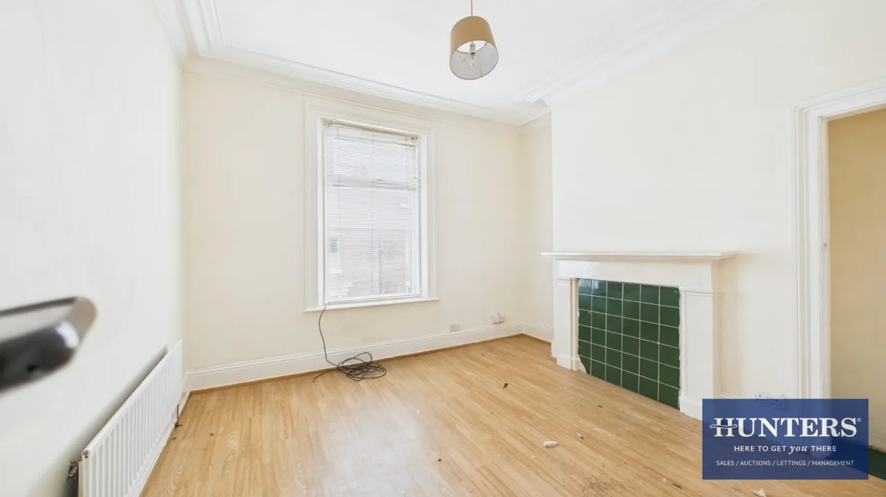 Worcester Terrace, Ashbrooke, SR2, photo 9