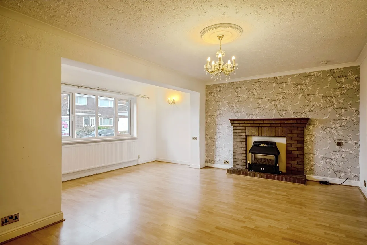 Budden Crescent, Caldicot, NP26, photo 9