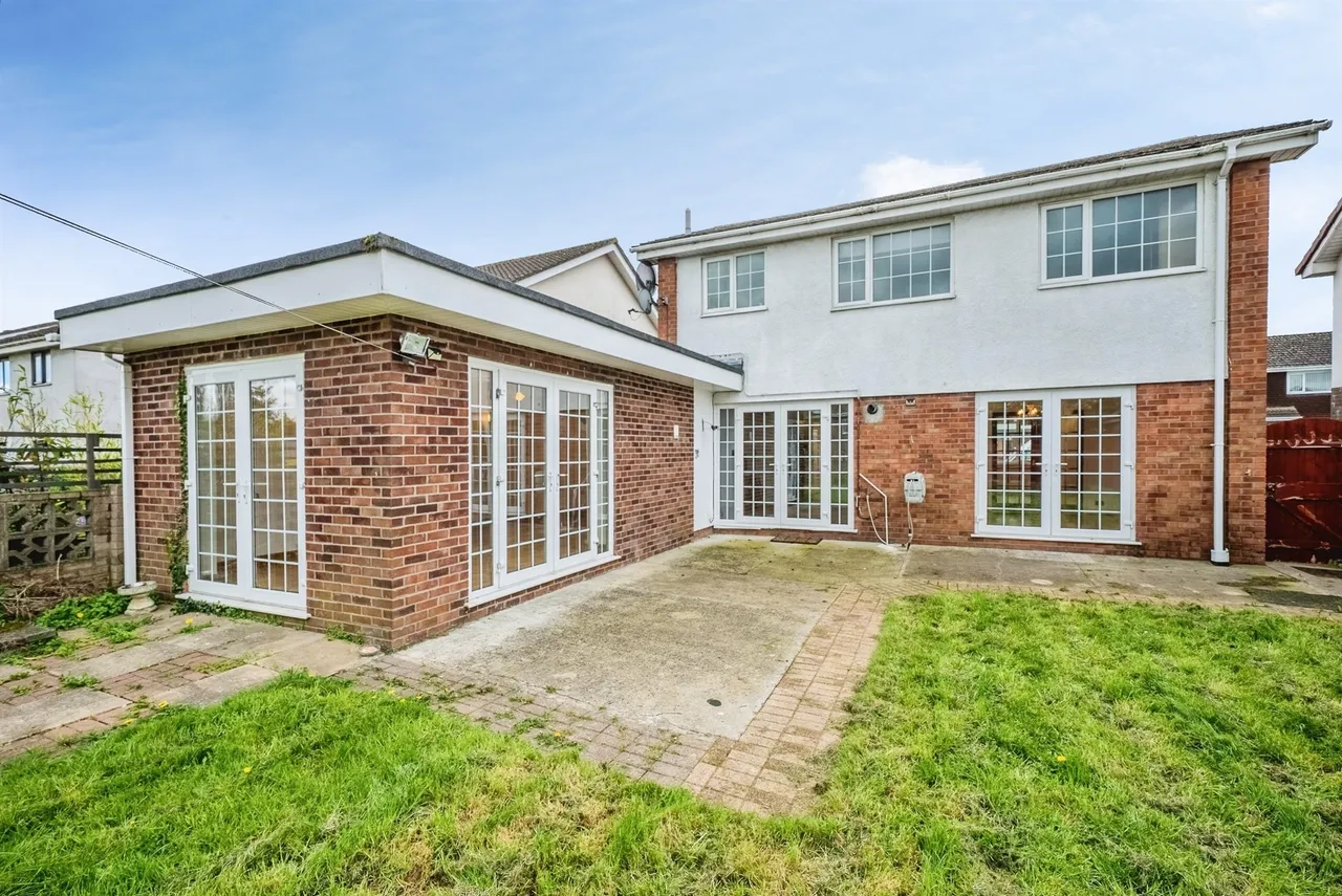 Budden Crescent, Caldicot, NP26, photo 13