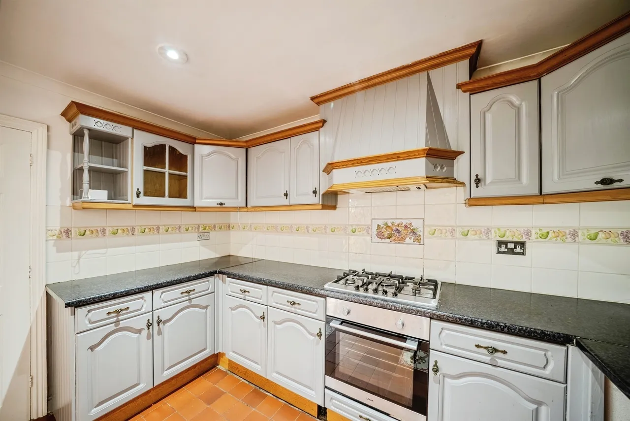 Budden Crescent, Caldicot, NP26, photo 18