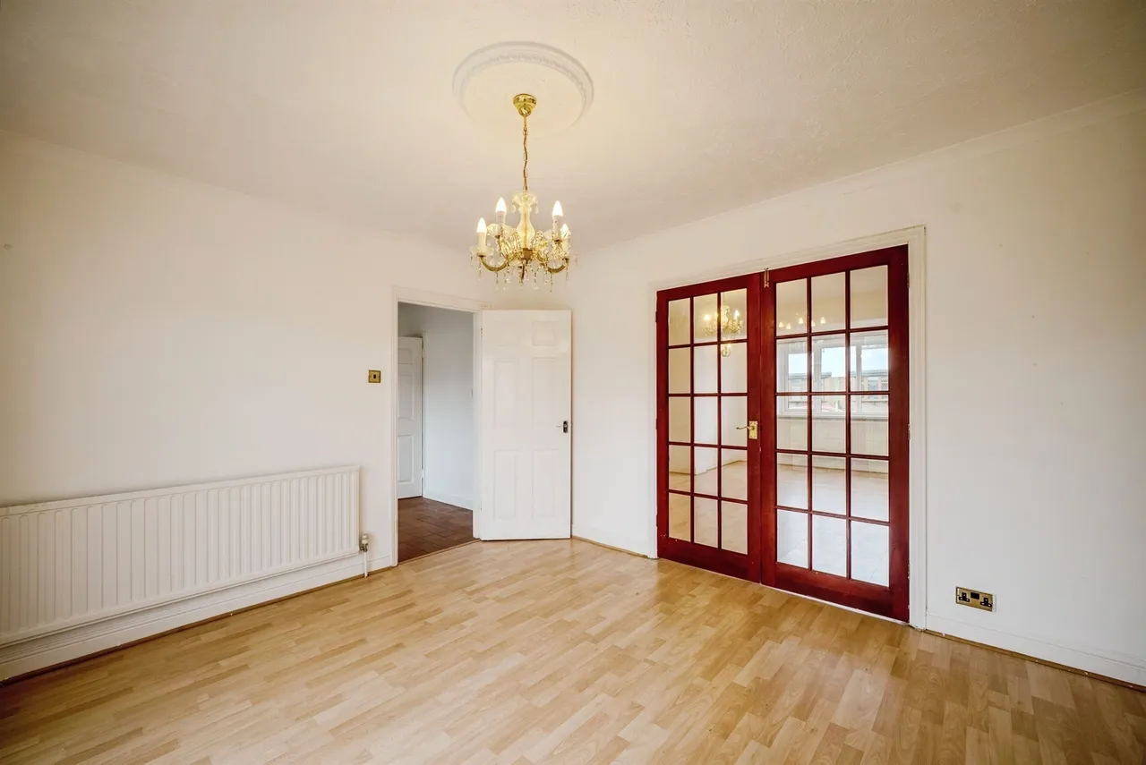 Budden Crescent, Caldicot, NP26, photo 22