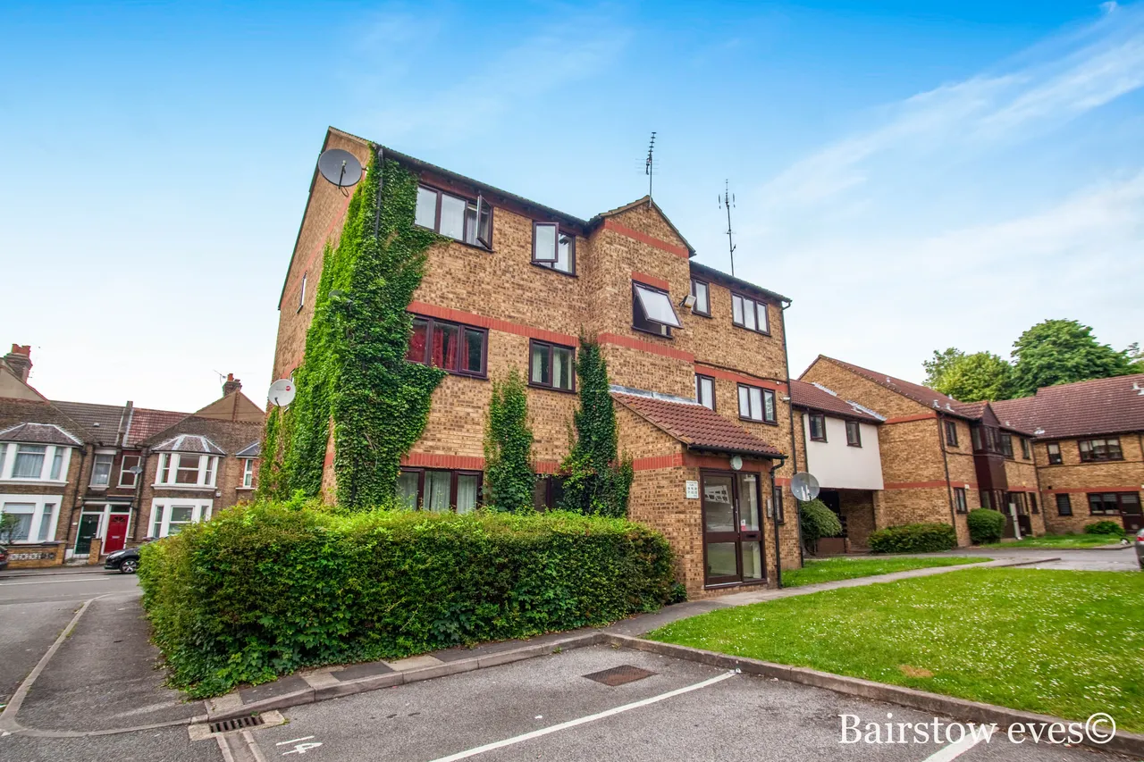 Halstead Court, Verulam Avenue, Walthamstow, E17, photo 6